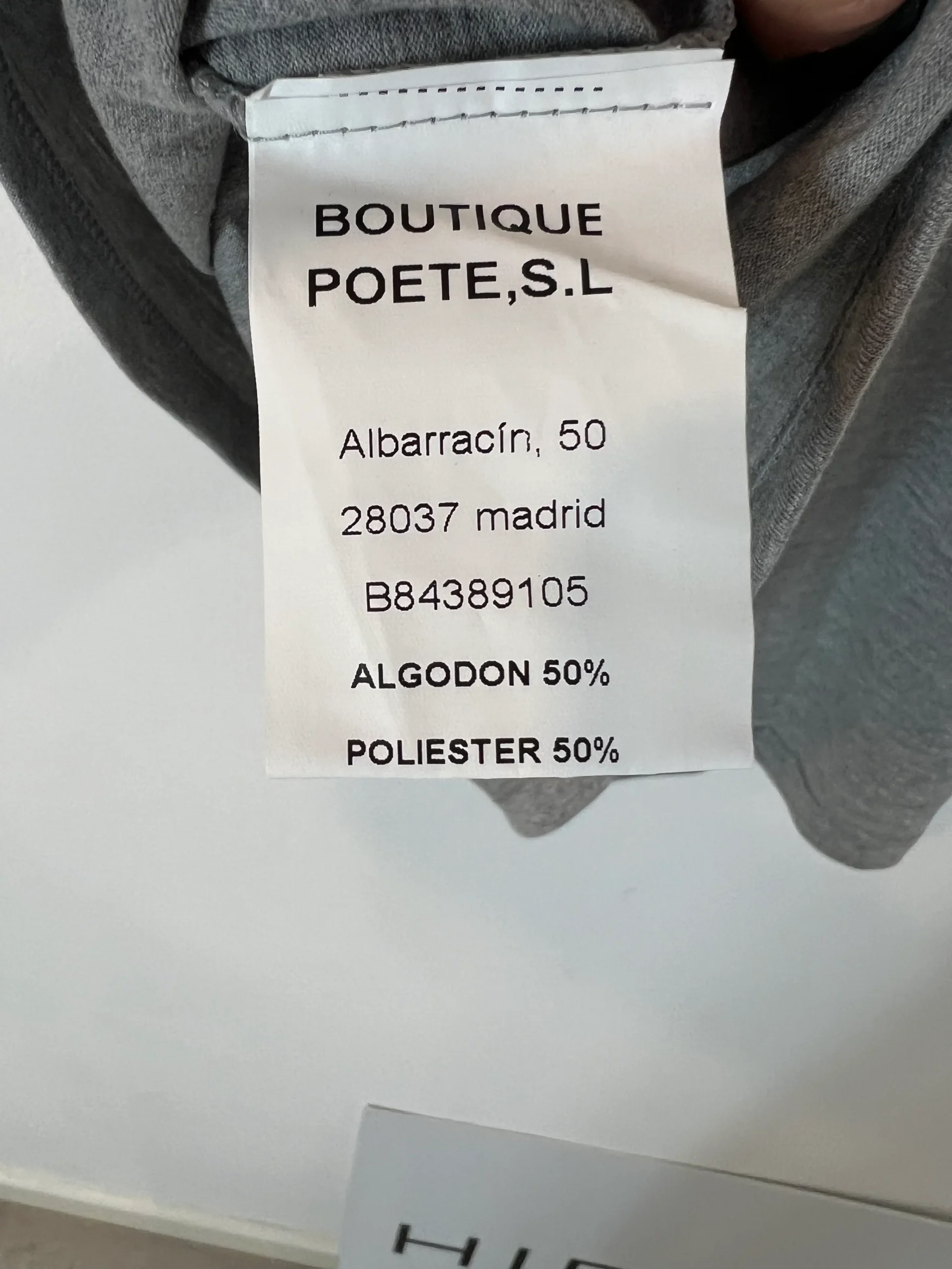 POÉTE. Camiseta gris letras terciopelo. T M - Imagen 5