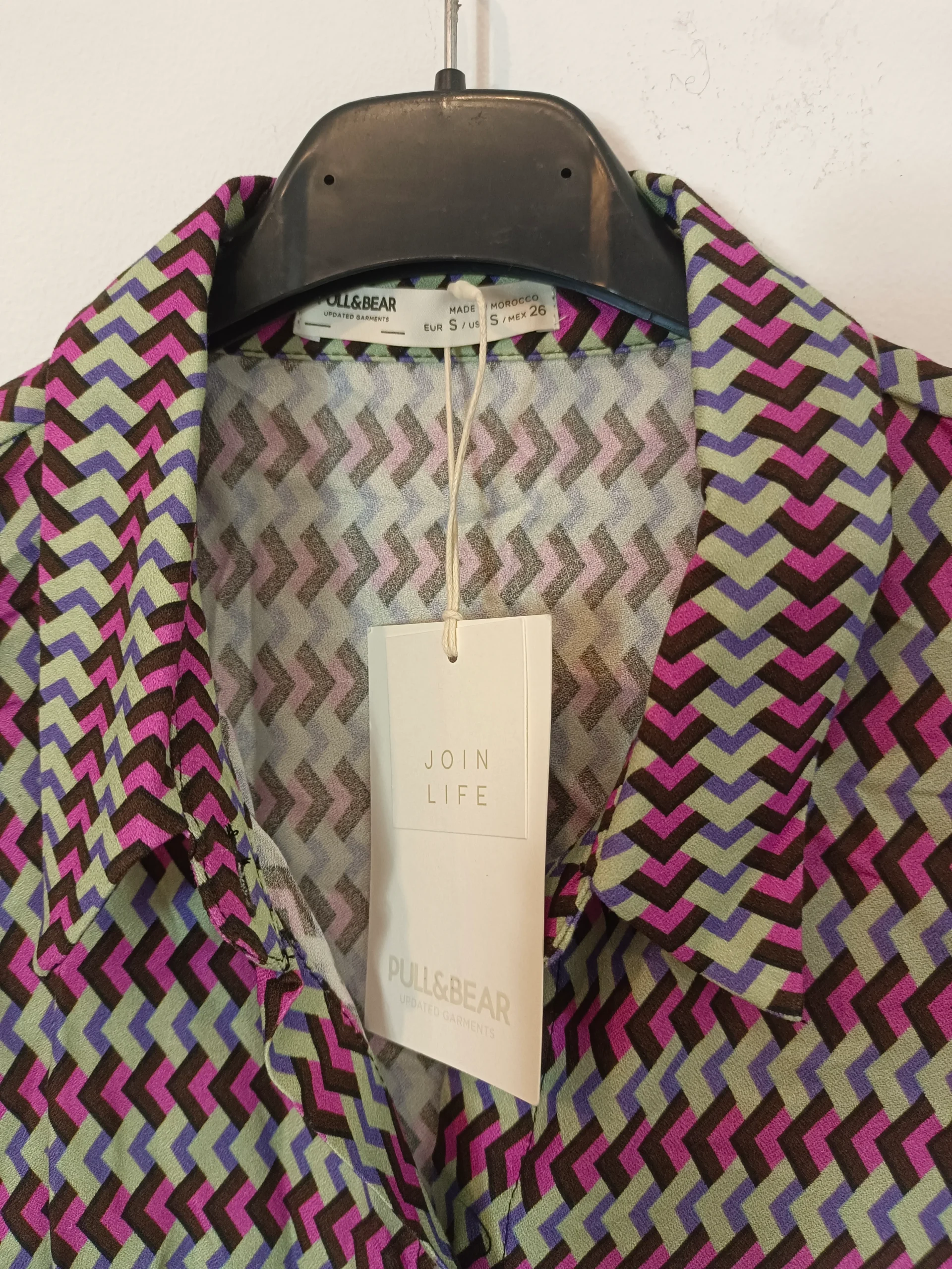 PULL&BEAR, Blusa fluida colores T.s - Imagen 3
